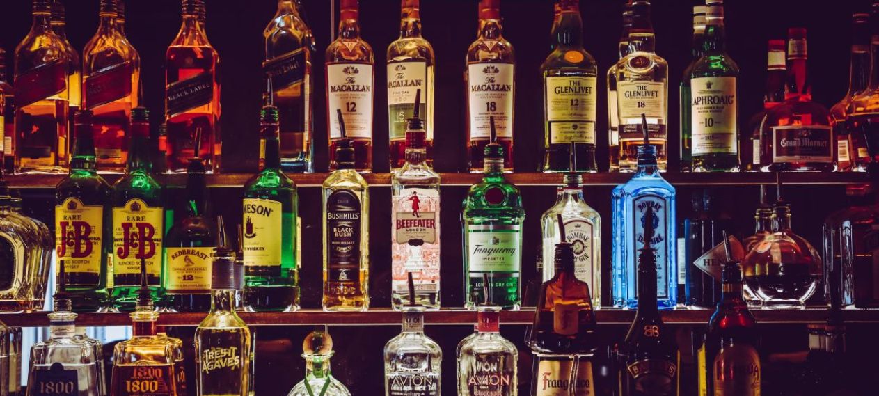 Alcohol Store and Other Contradicting Developments in Saudi Arabia