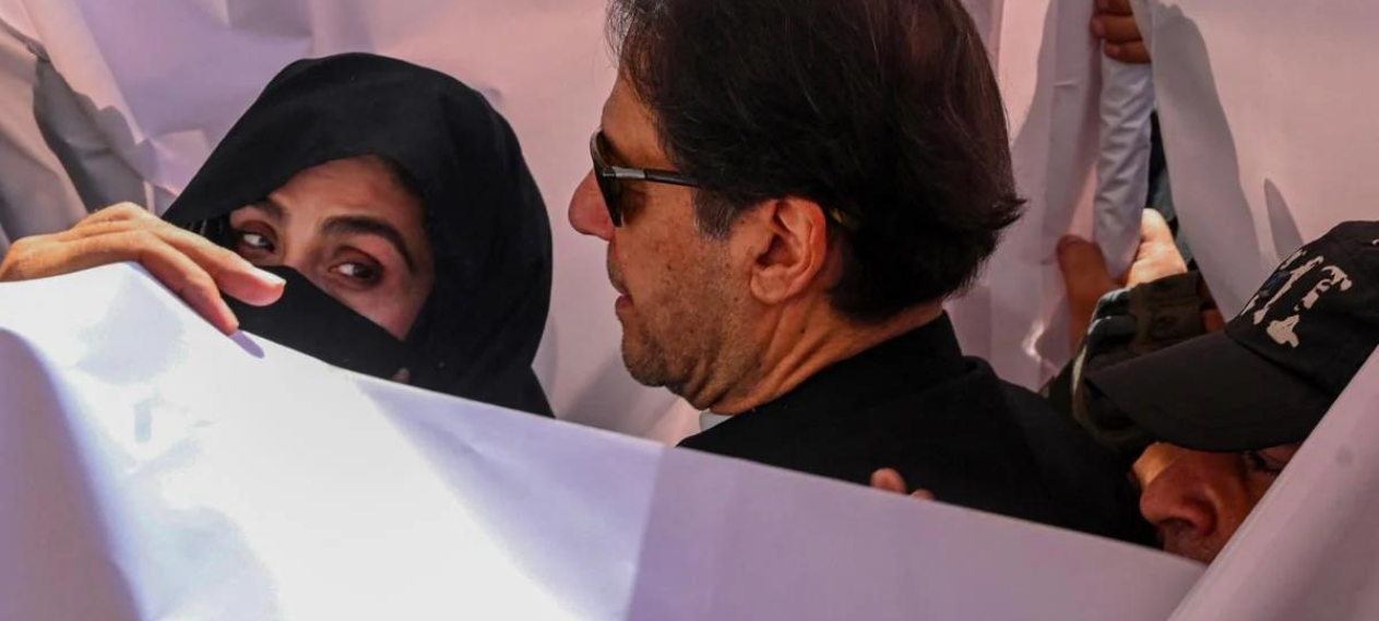 Lawyers, Civil Society Condemn ‘Intellectual Bankruptcy’ in Imran and Bushra’s Conviction